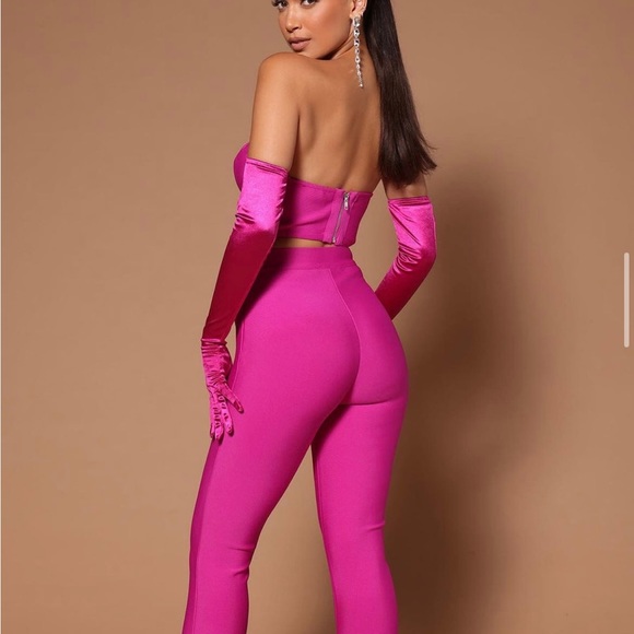 NEW - Stunning Matching Set (including gloves). Size M - Fashion Nova - Picture 2 of 3